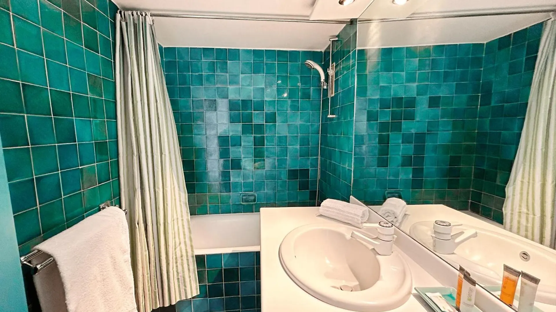 גרימו Big Fisherman House With Wifi And A Mooring Close To The Beach בית נופש